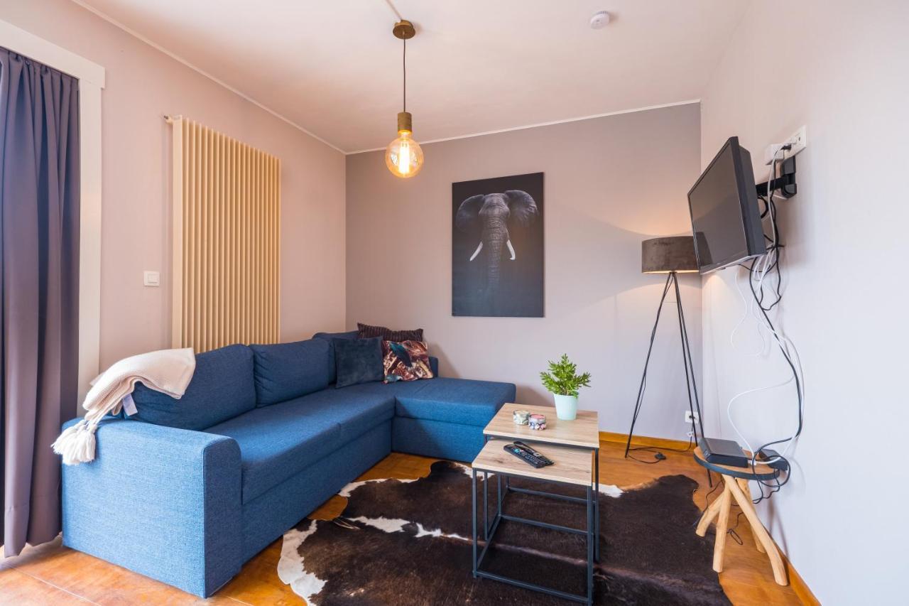 Family Appartement 'Marieo' With Game Room And Outdoor Facilities Gistel Exterior photo